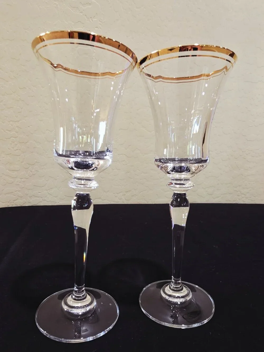 1987-2010 Jamestown Clear Gold Trim Mikasa Crystal Luxury Wine Glasses Glass x 2